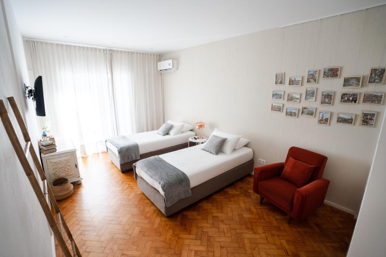 Alegria Cozy Com Terraco - Centro Do Porto Apartment Luaran gambar